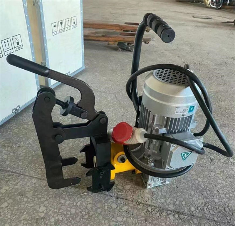 电动钢轨钻孔机13.jpg 电动钢轨钻孔机13.jpg